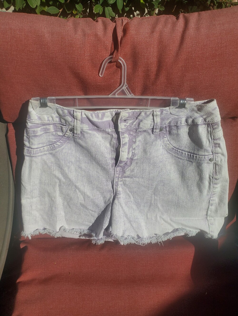 Violet Stress Wash Cut Off Shorts